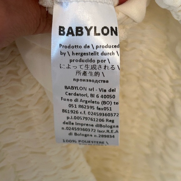 NWT Babylon Collection Italia off the shoulder ruffle top Size 44 in cream - Picture 7 of 8